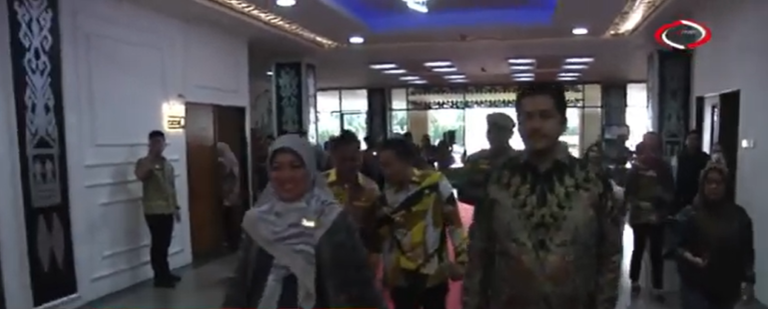 ISAK TANGIS WARNAI PELEPASAN MASA JABATAN WAGUB NUNIK