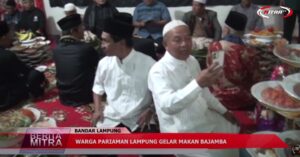 WARGA PARIMAN LAMPUNG GELAR MAKAN BAJAMBA